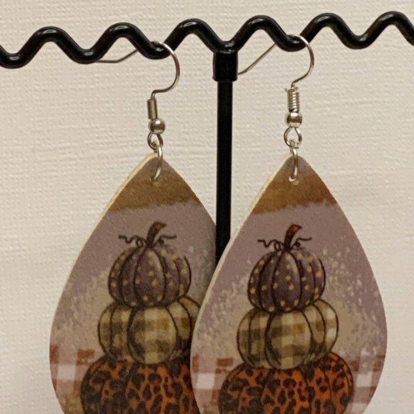 Leopard Print Earring, Pumpkin Earring, Fall Earring, Boho Earring, Gift Idea - Picture 3 of 5